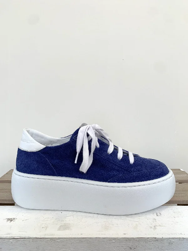 'Izar' Suede-Jeans Lace Up Sneakers - Blue Fashionable Raw Hemmed Jeans