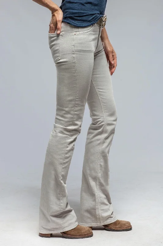 Tommy Flare Jeans In Sasso Comfortable Boyfriend Jeans